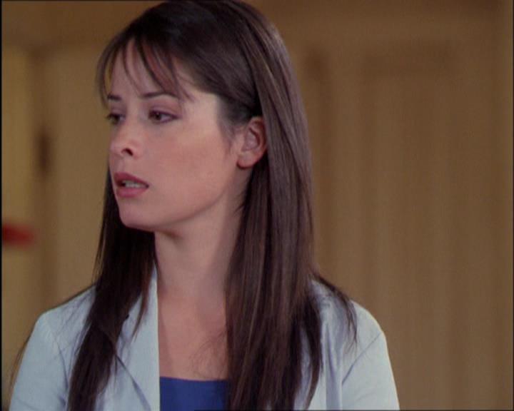 Charmed-Online_dot_net-2x03ThePaintedWorld1051.jpg