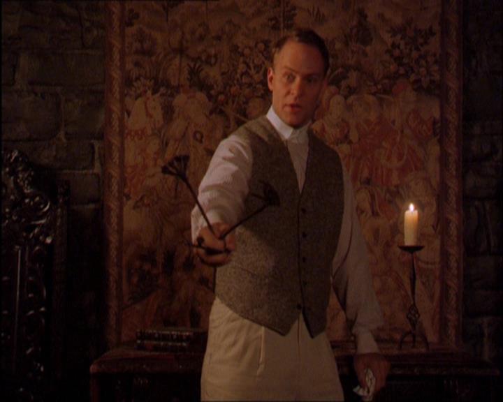 Charmed-Online_dot_net-2x03ThePaintedWorld1084.jpg