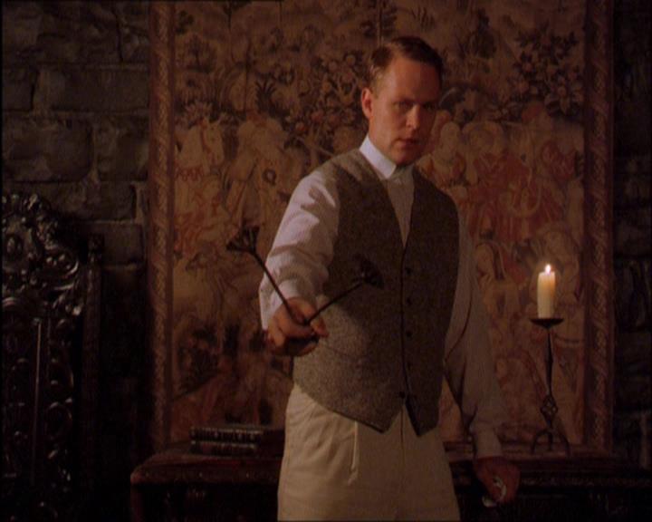 Charmed-Online_dot_net-2x03ThePaintedWorld1093.jpg
