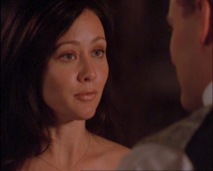 Charmed-Online_dot_net-2x03ThePaintedWorld1178.jpg
