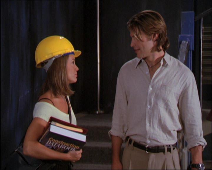 Charmed-Online_dot_net-2x03ThePaintedWorld1205.jpg