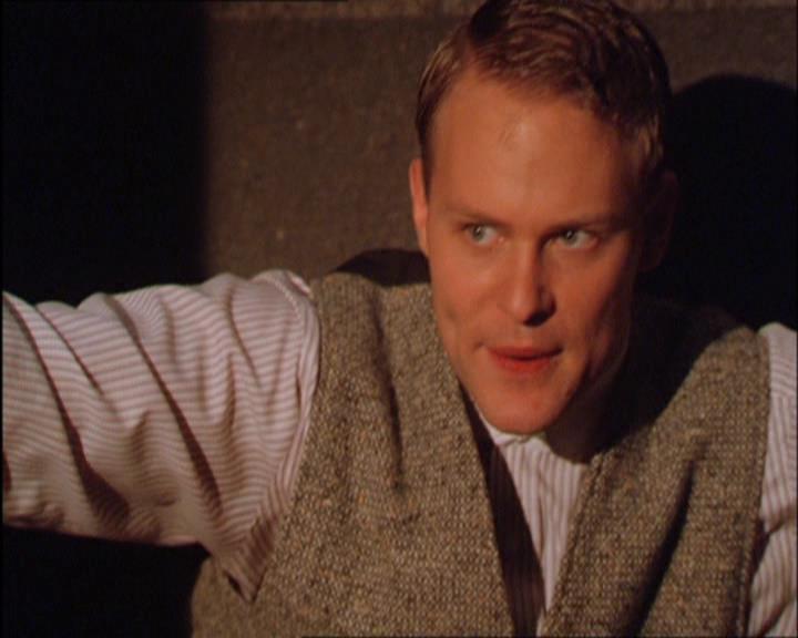 Charmed-Online_dot_net-2x03ThePaintedWorld1272.jpg