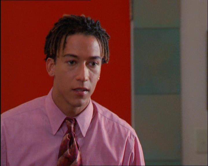 Charmed-Online_dot_net-2x03ThePaintedWorld1313.jpg