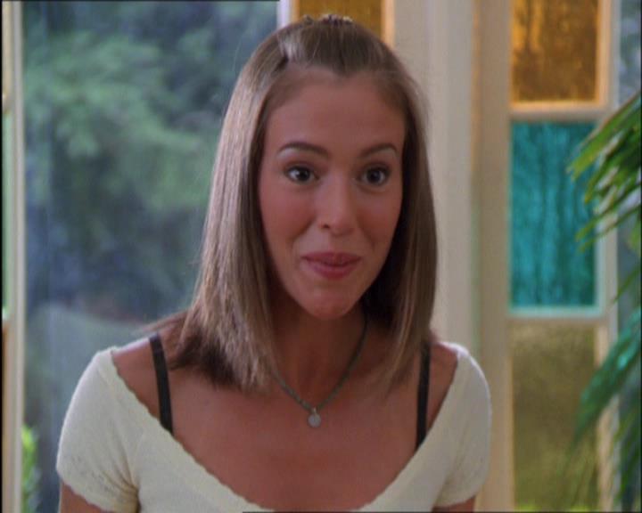 Charmed-Online_dot_net-2x03ThePaintedWorld1468.jpg
