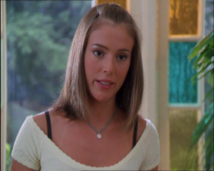 Charmed-Online_dot_net-2x03ThePaintedWorld1475.jpg