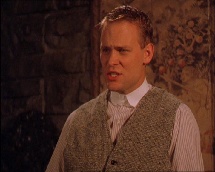 Charmed-Online_dot_net-2x03ThePaintedWorld1577.jpg