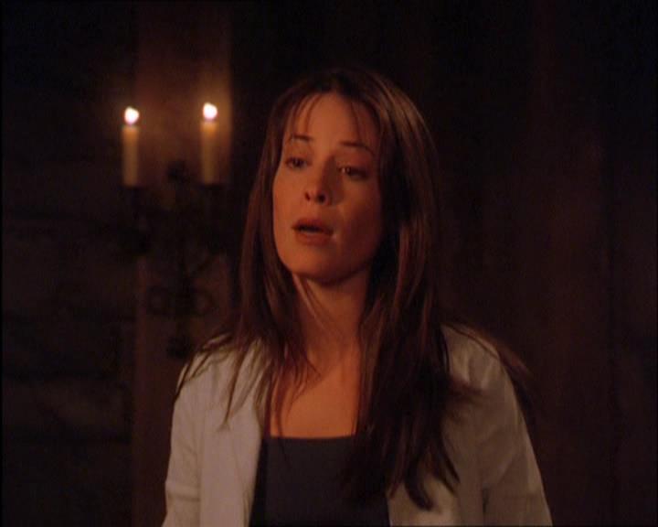 Charmed-Online_dot_net-2x03ThePaintedWorld1586.jpg