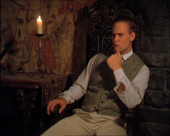 Charmed-Online_dot_net-2x03ThePaintedWorld1808.jpg