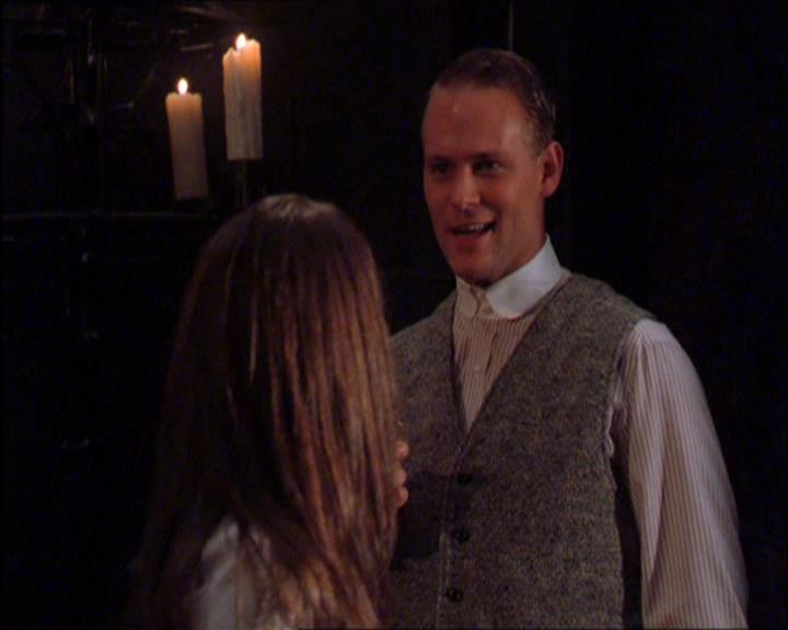 Charmed-Online_dot_net-2x03ThePaintedWorld1880.jpg