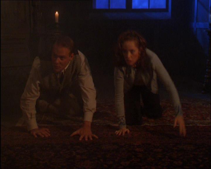 Charmed-Online_dot_net-2x03ThePaintedWorld2132.jpg