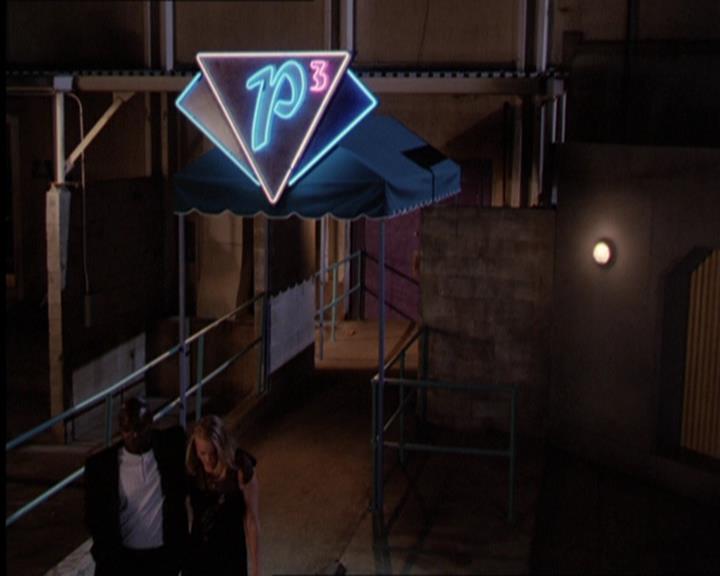 Charmed-Online_dot_net-2x05TheDevilsMusic0001.jpg