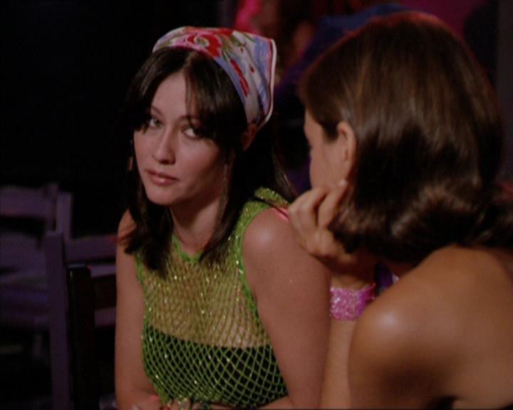 Charmed-Online_dot_net-2x05TheDevilsMusic0029.jpg