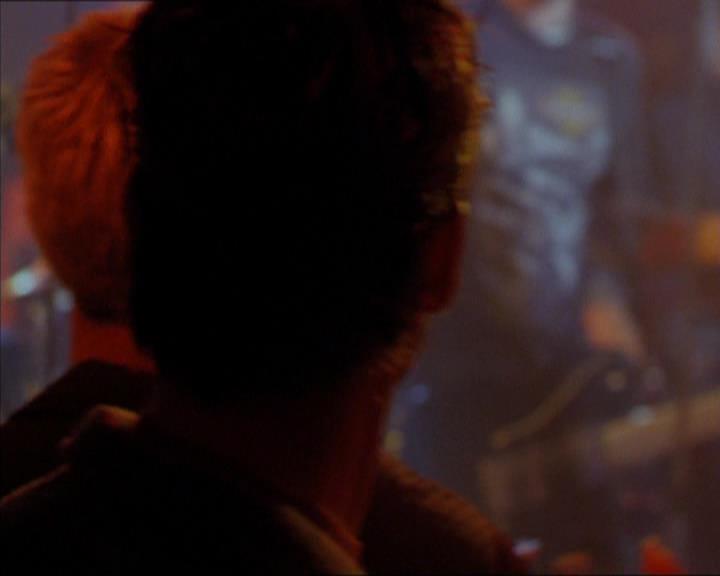Charmed-Online_dot_net-2x05TheDevilsMusic0098.jpg