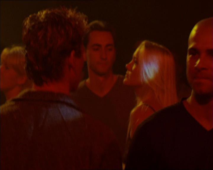 Charmed-Online_dot_net-2x05TheDevilsMusic0109.jpg