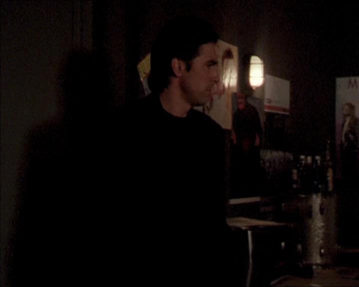 Charmed-Online_dot_net-2x05TheDevilsMusic0206.jpg