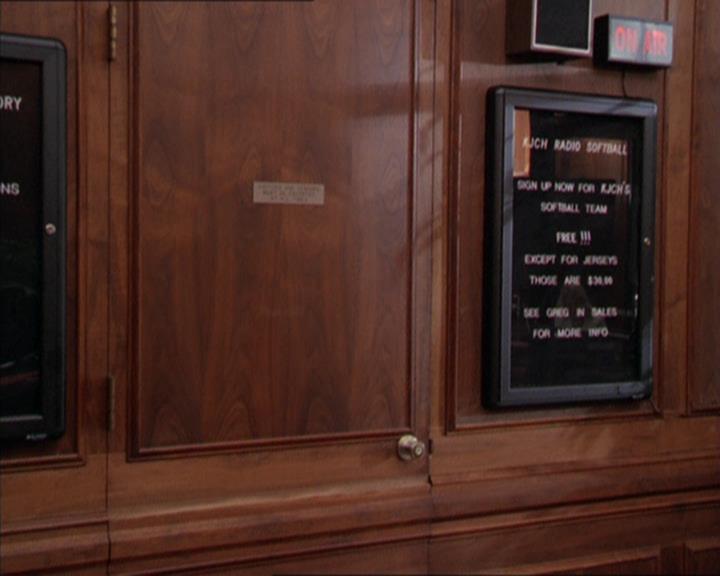 Charmed-Online_dot_net-2x05TheDevilsMusic0351.jpg