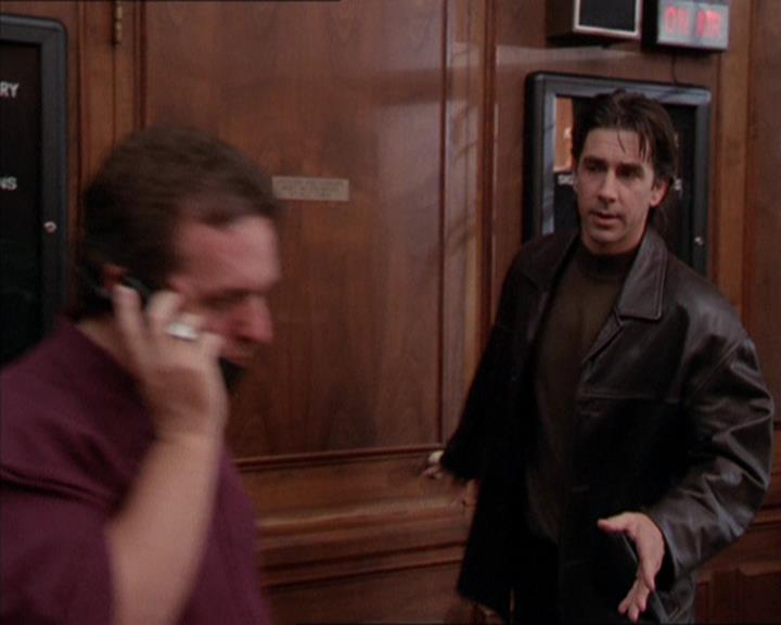 Charmed-Online_dot_net-2x05TheDevilsMusic0366.jpg