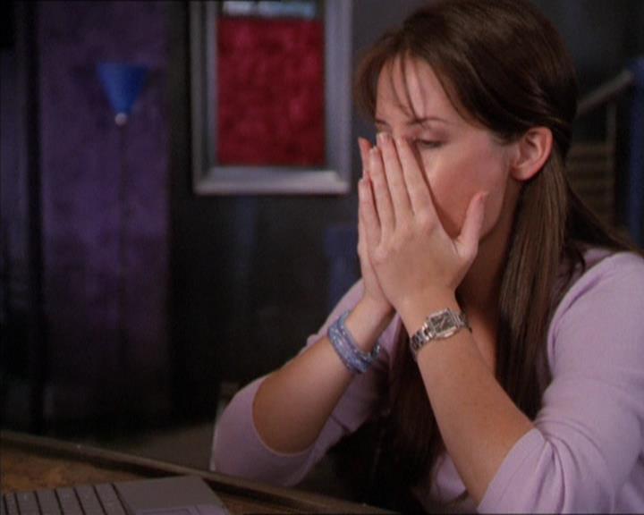 Charmed-Online_dot_net-2x05TheDevilsMusic0417.jpg