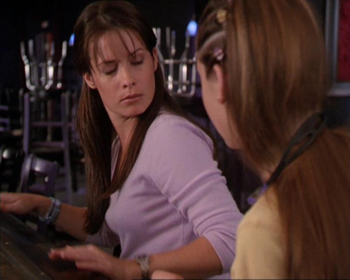 Charmed-Online_dot_net-2x05TheDevilsMusic0453.jpg