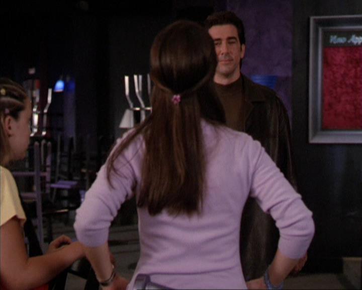 Charmed-Online_dot_net-2x05TheDevilsMusic0520.jpg