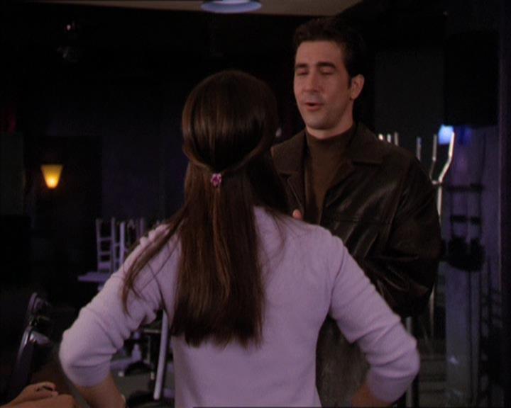 Charmed-Online_dot_net-2x05TheDevilsMusic0529.jpg