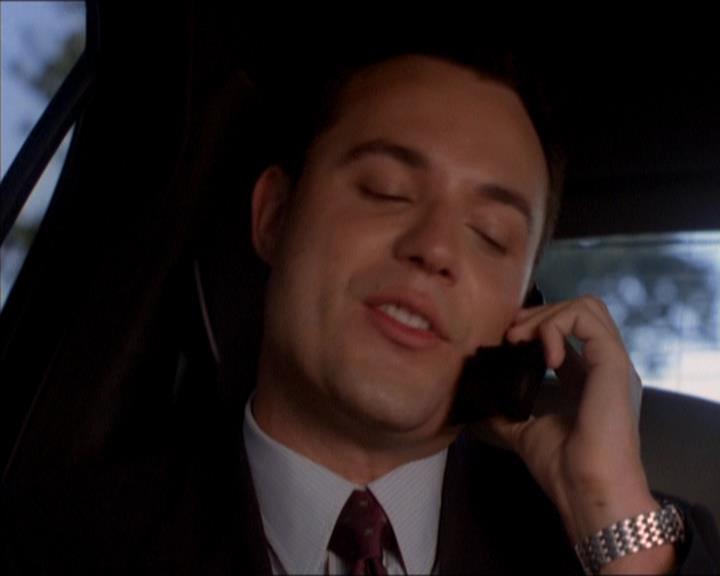 Charmed-Online_dot_net-2x05TheDevilsMusic0648.jpg