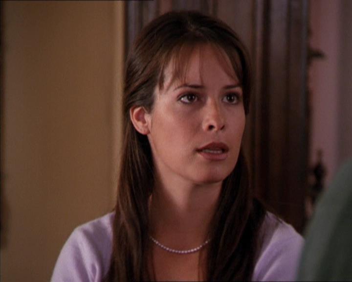 Charmed-Online_dot_net-2x05TheDevilsMusic0800.jpg