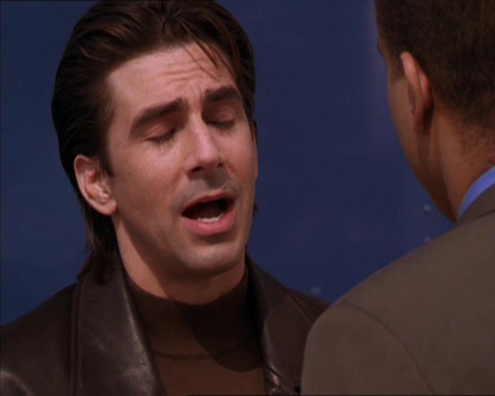 Charmed-Online_dot_net-2x05TheDevilsMusic0855.jpg