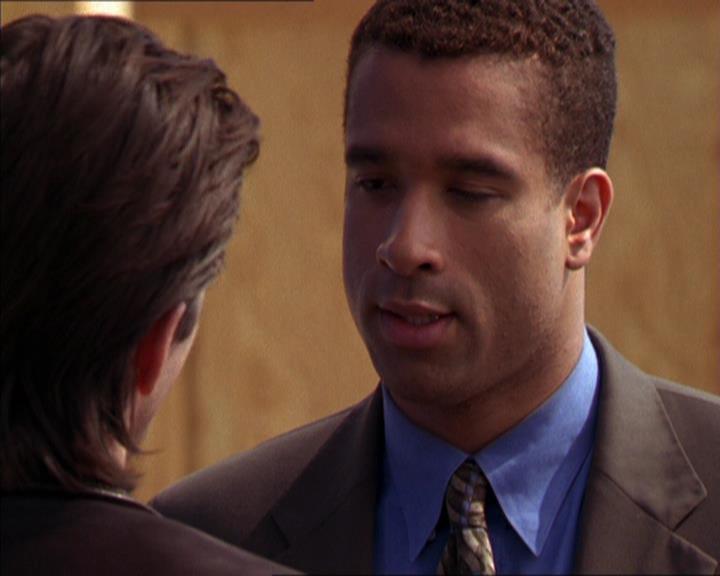 Charmed-Online_dot_net-2x05TheDevilsMusic0881.jpg