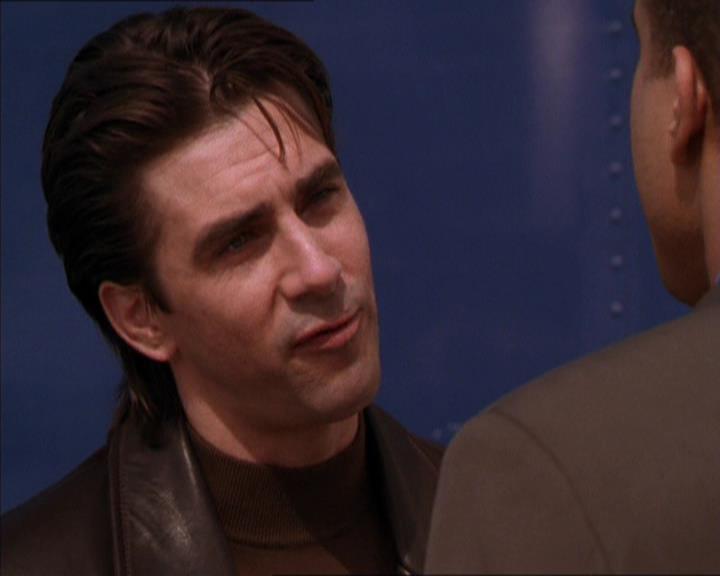 Charmed-Online_dot_net-2x05TheDevilsMusic0884.jpg