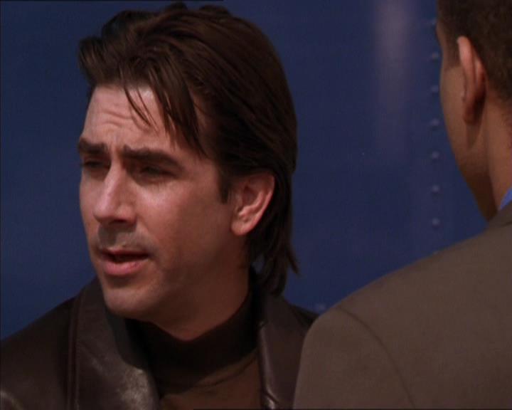Charmed-Online_dot_net-2x05TheDevilsMusic0894.jpg