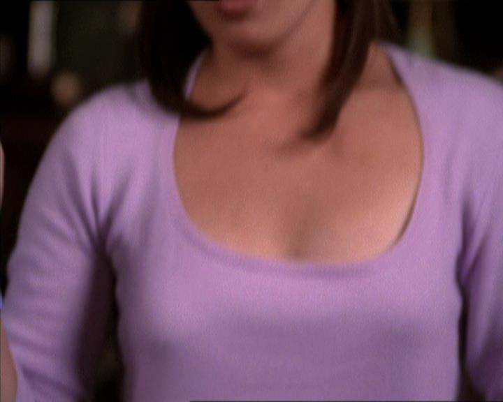 Charmed-Online_dot_net-2x05TheDevilsMusic0919.jpg