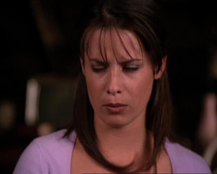Charmed-Online_dot_net-2x05TheDevilsMusic0952.jpg
