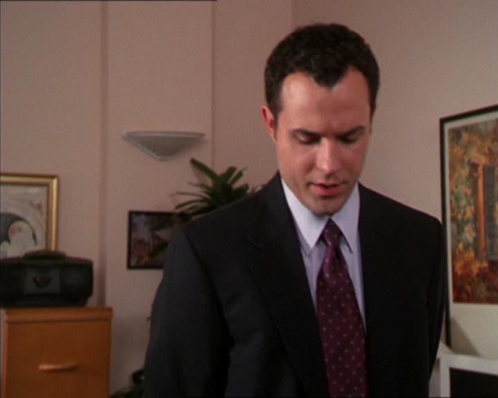 Charmed-Online_dot_net-2x05TheDevilsMusic1033.jpg
