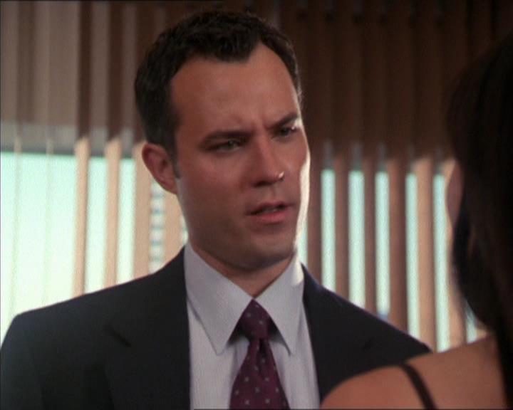 Charmed-Online_dot_net-2x05TheDevilsMusic1084.jpg