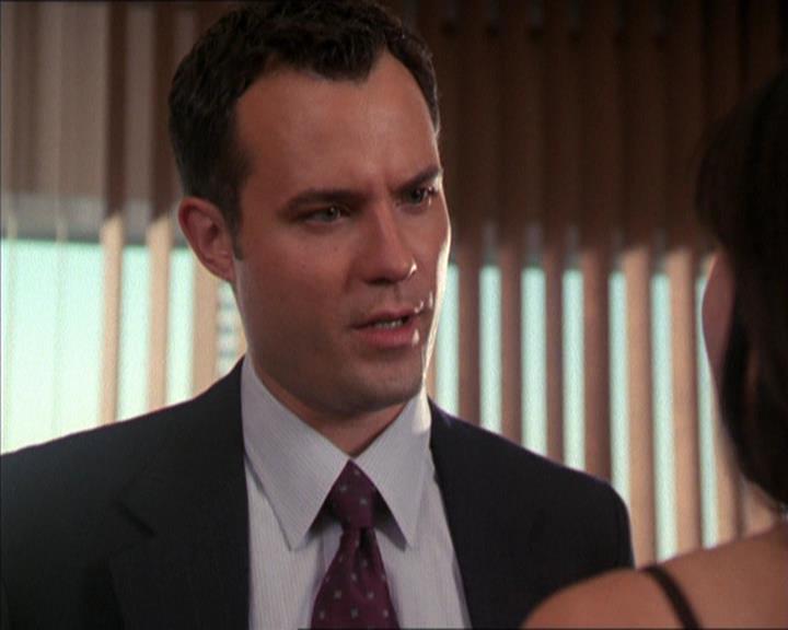 Charmed-Online_dot_net-2x05TheDevilsMusic1085.jpg