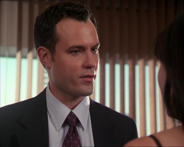 Charmed-Online_dot_net-2x05TheDevilsMusic1087.jpg