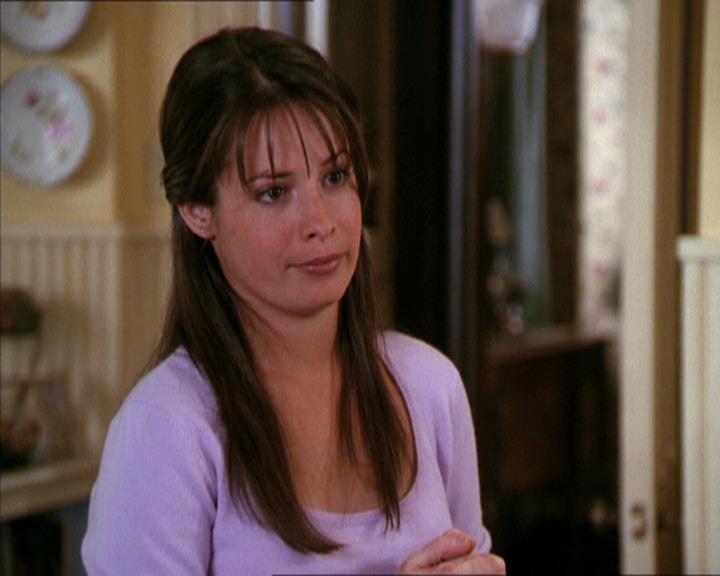 Charmed-Online_dot_net-2x05TheDevilsMusic1146.jpg