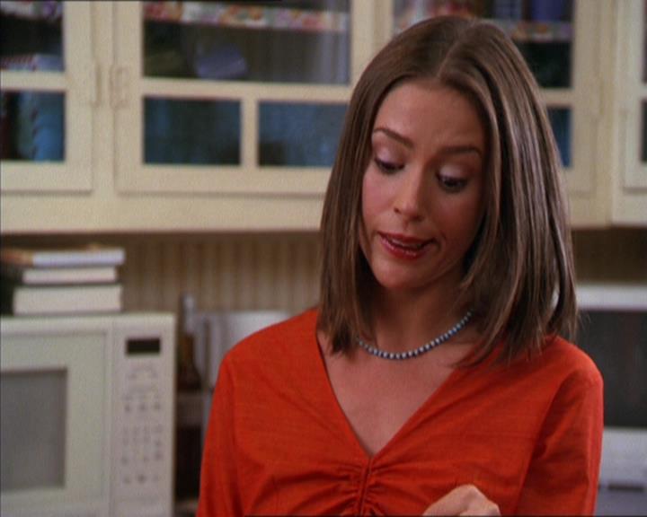 Charmed-Online_dot_net-2x05TheDevilsMusic1162.jpg