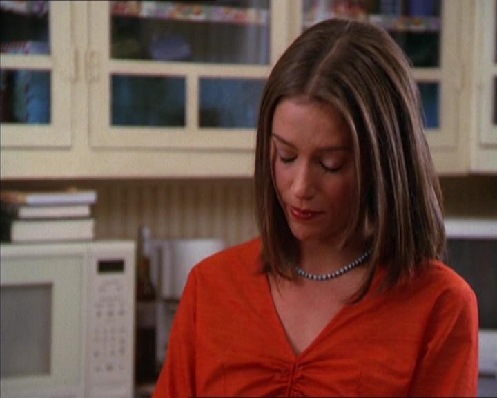 Charmed-Online_dot_net-2x05TheDevilsMusic1167.jpg