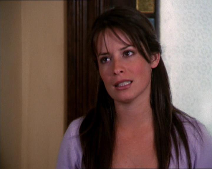 Charmed-Online_dot_net-2x05TheDevilsMusic1240.jpg