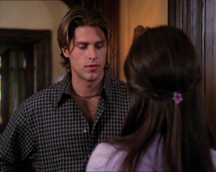 Charmed-Online_dot_net-2x05TheDevilsMusic1243.jpg