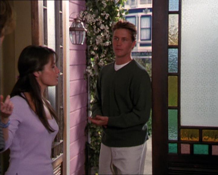 Charmed-Online_dot_net-2x05TheDevilsMusic1257.jpg
