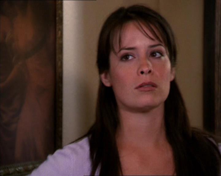 Charmed-Online_dot_net-2x05TheDevilsMusic1259.jpg
