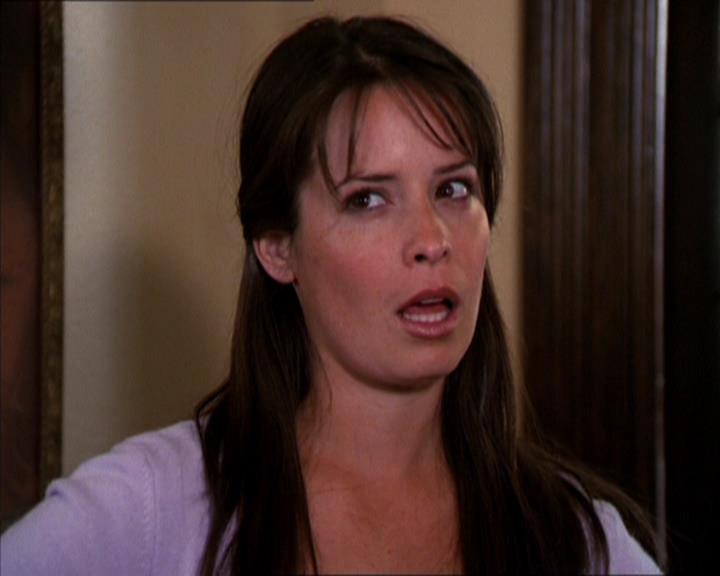 Charmed-Online_dot_net-2x05TheDevilsMusic1264.jpg