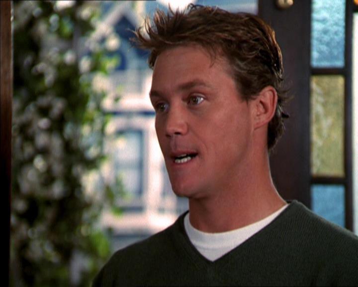 Charmed-Online_dot_net-2x05TheDevilsMusic1279.jpg