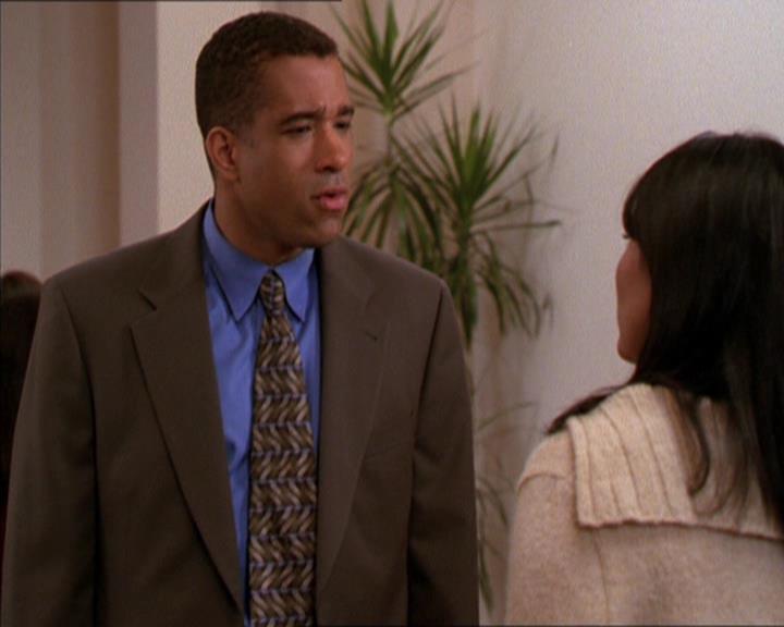 Charmed-Online_dot_net-2x05TheDevilsMusic1312.jpg
