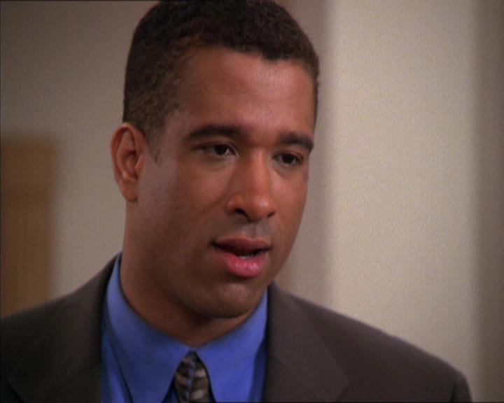 Charmed-Online_dot_net-2x05TheDevilsMusic1326.jpg