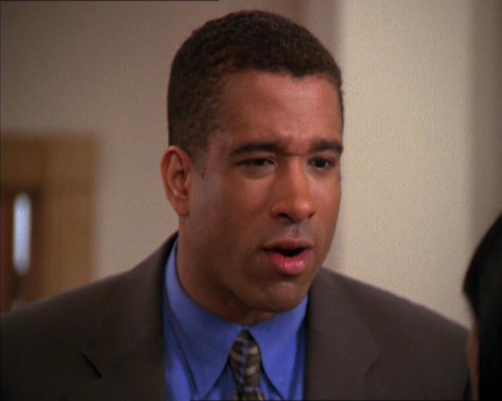 Charmed-Online_dot_net-2x05TheDevilsMusic1358.jpg