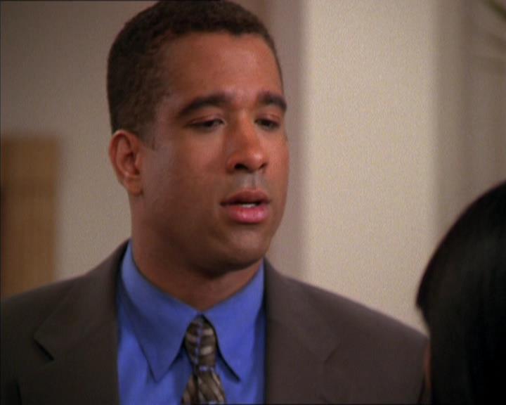 Charmed-Online_dot_net-2x05TheDevilsMusic1375.jpg